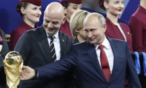 Денисов: ФІФА не дозволила демонструвати на екрані кадри війни в Україні