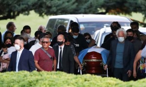 Марадону поховали на приватному кладовищі у Буенос-Айресі