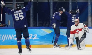 Збірна Фінляндії переграла Швейцарію у чвертьфіналі хокейного турніру