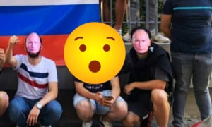 Фани Фенербахче сфотографувалися із прапором росії та у масках Путіна перед грою з Динамо