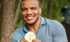 Беленюк вирішив продати олімпійську медаль