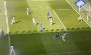 Караваєв після шикарної комбінації забиває другий гол в ворота Вірменії