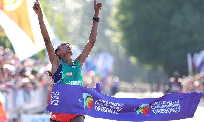 Гебресласе з рекордом виграла марафон на чемпіонаті світу-2022