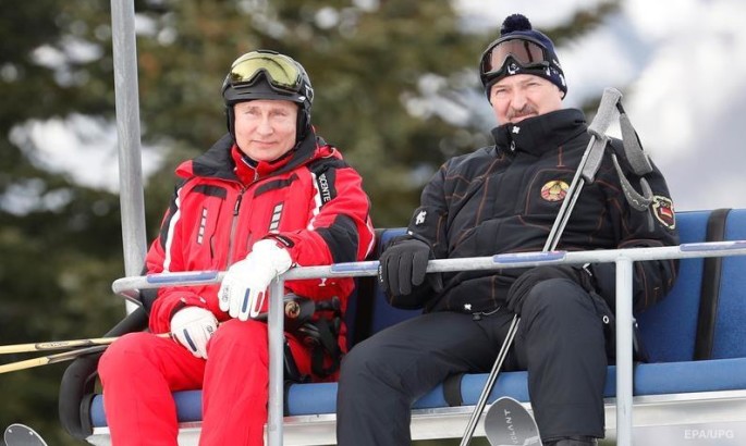 Міжнародна федерація лижного спорту продовжила відсторонення росіян